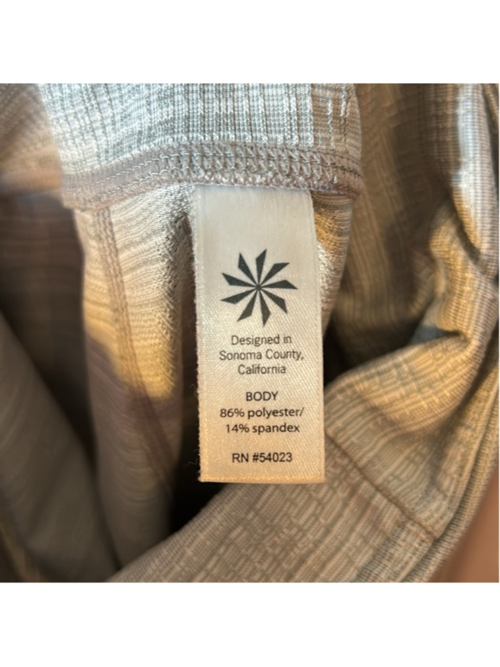 Athleta High Rise Leggings Gray Jacquard Chaturanga Size large - Picture 5 of 7